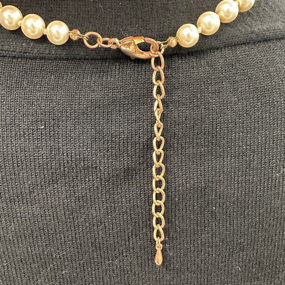 Vintage Faux Pearl Necklace 90s Retro Glam String of Pearls Elegant - Picture 3 of 4